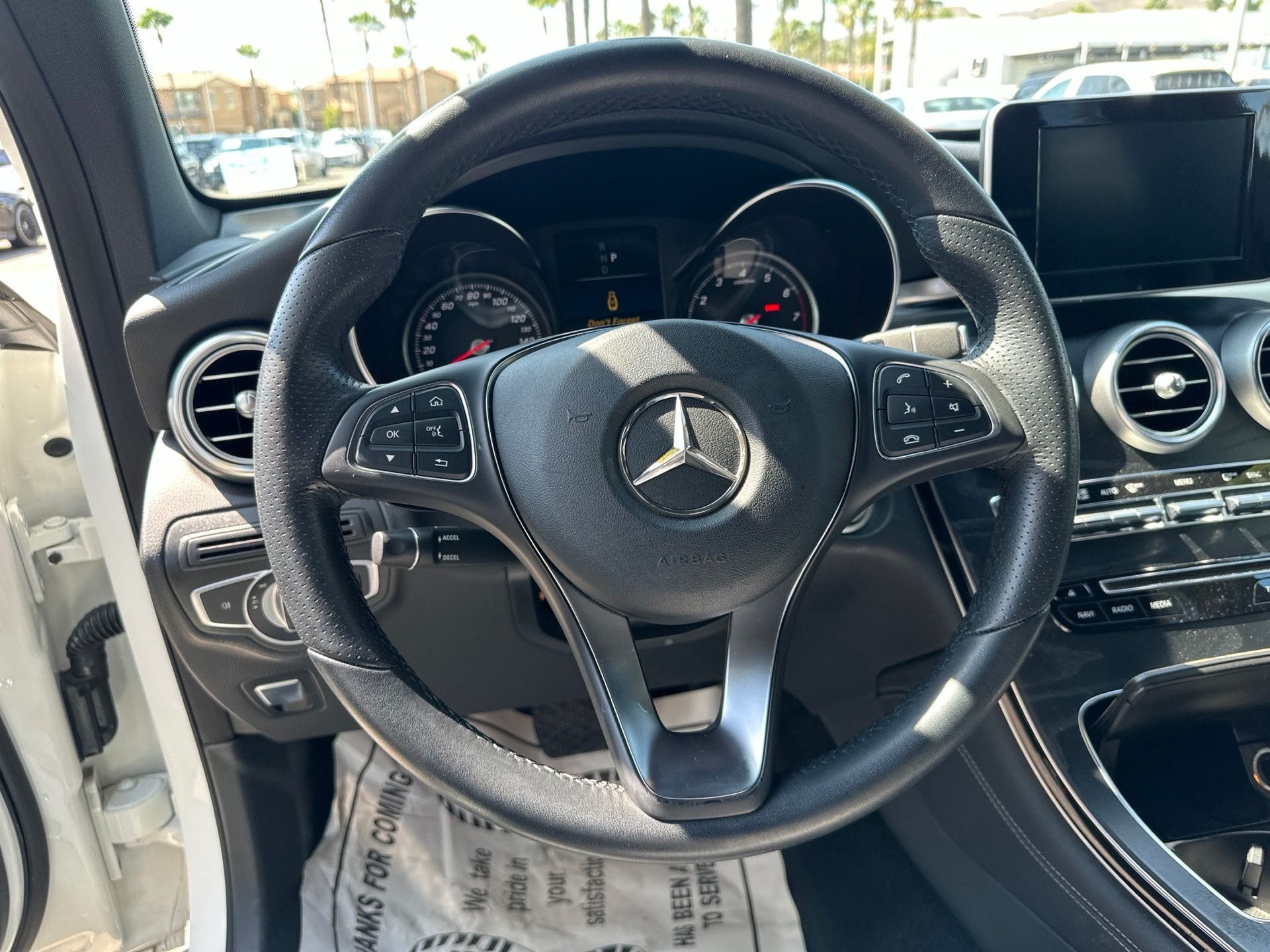 Used 2017 White Mercedes-Benz GLC 300 image 5