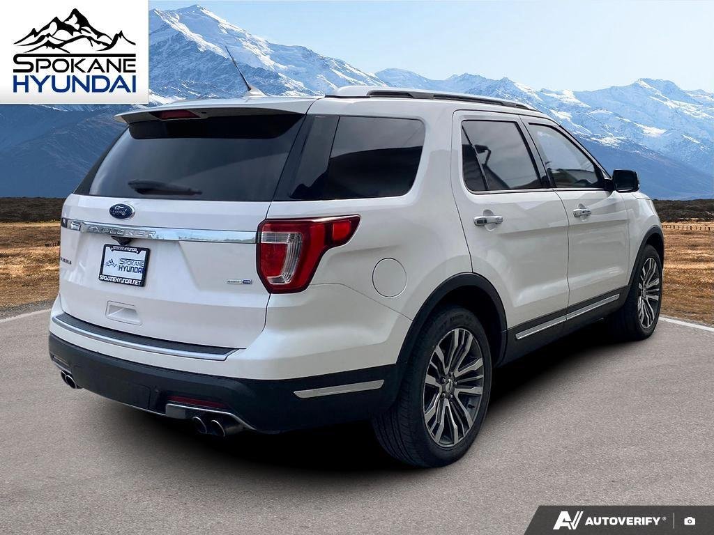 Used 2018 White Platinum Metallic Tri-Coat Ford Platinum image 5