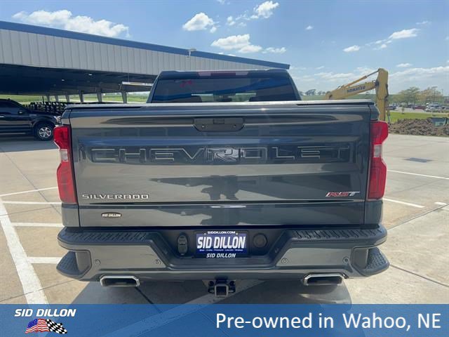Used 2019 Shadow Gray Metallic Chevrolet RST image 4