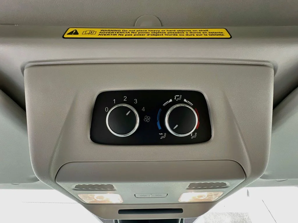 New 2026 Oxford White Ford XL image 29