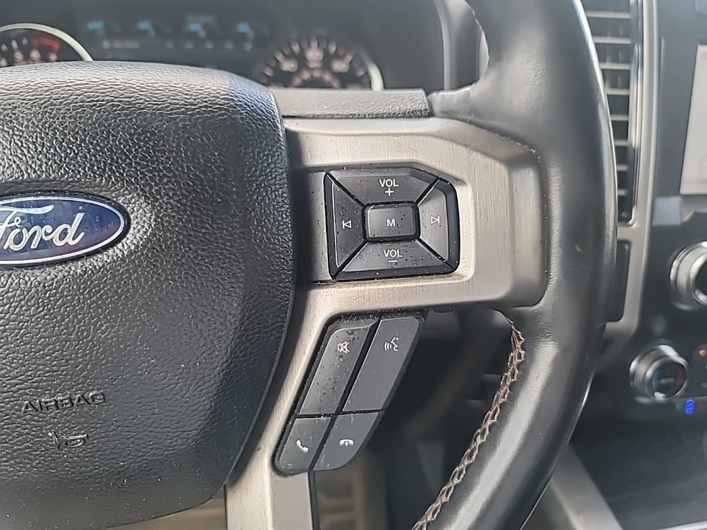 Used 2020  Ford XL image 27
