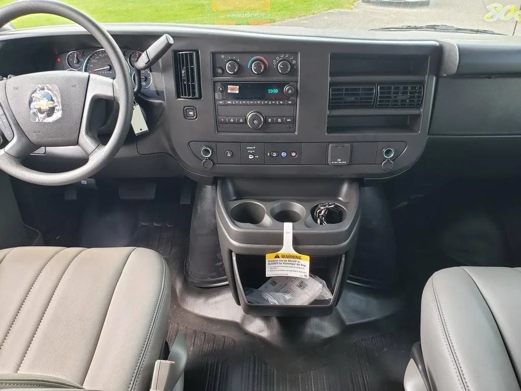 2025 Chevrolet Express Cargo Work Van - Photo 22