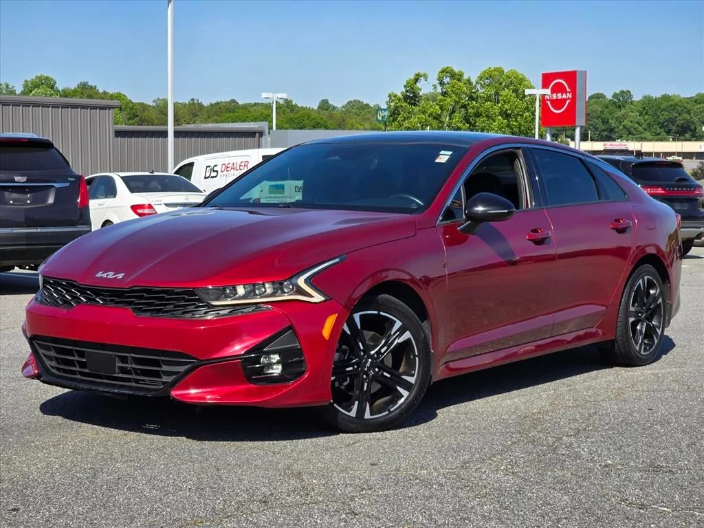 Used 2023 Red Kia GT-Line image 2