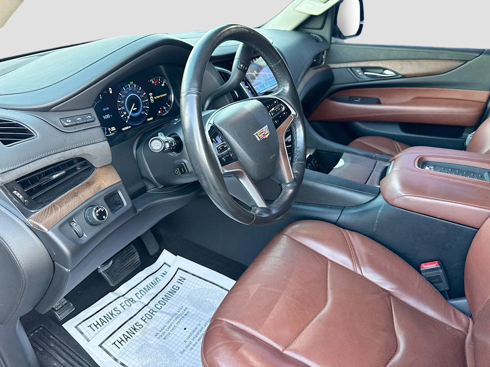 Used 2016 Crystal White Tricoat Cadillac Luxury Collection image 27