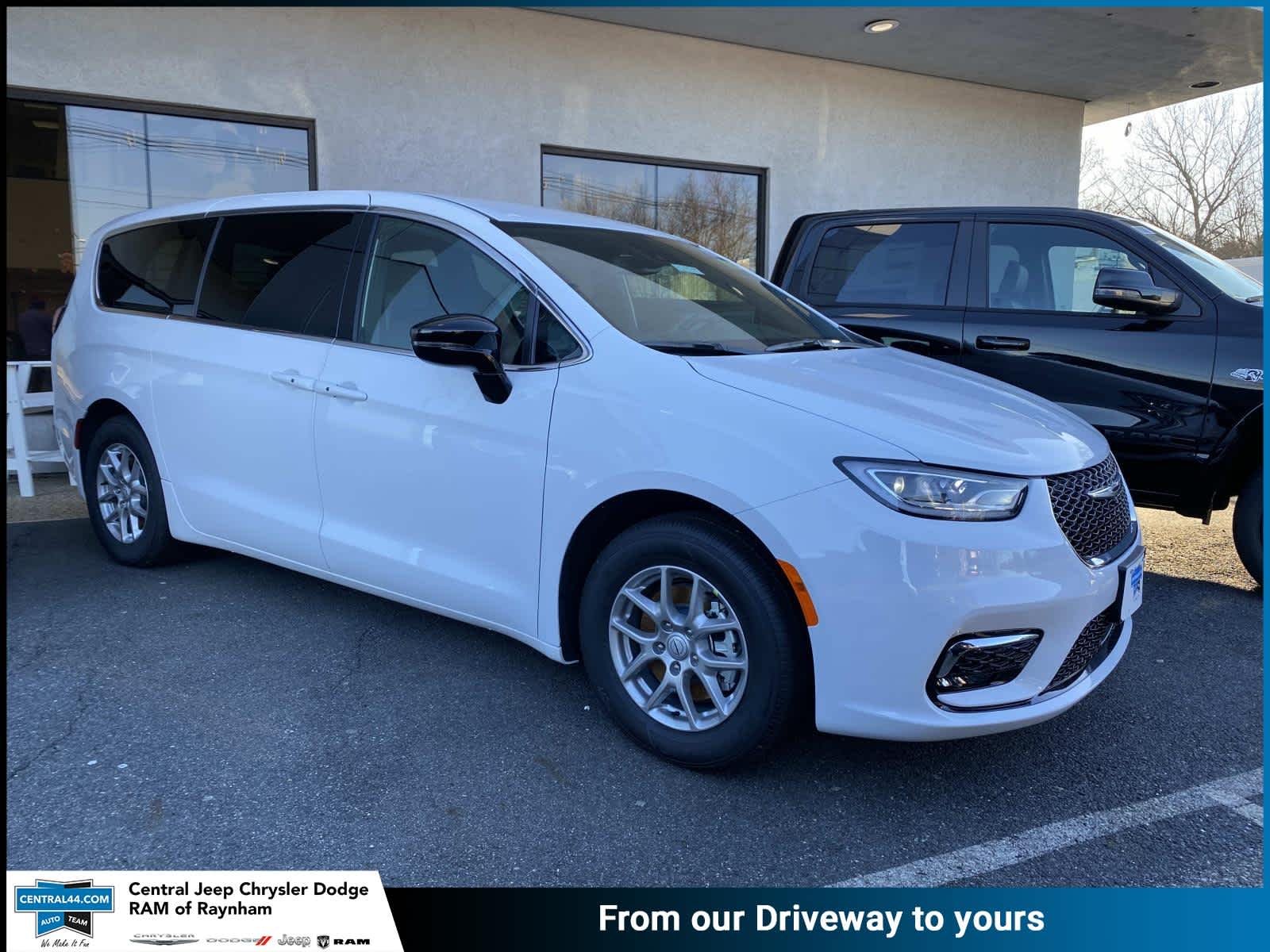 2026 Chrysler Pacifica