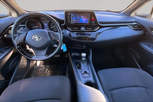Certified Used 2018 RUBY FLARE PEARL Toyota  image 16