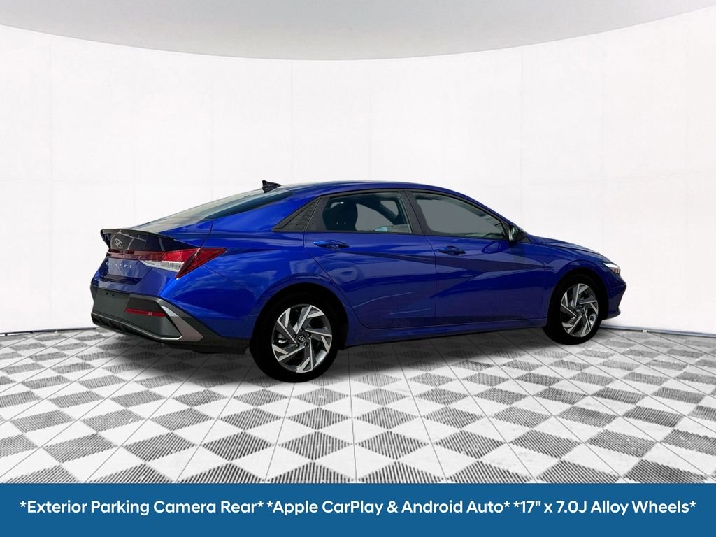 2025 Hyundai Elantra SEL - Photo 13