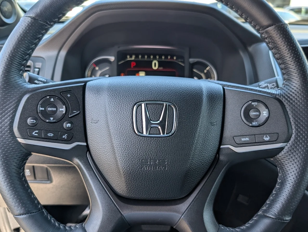 Used 2025 Platinum White Pearl Honda EX-L image 24