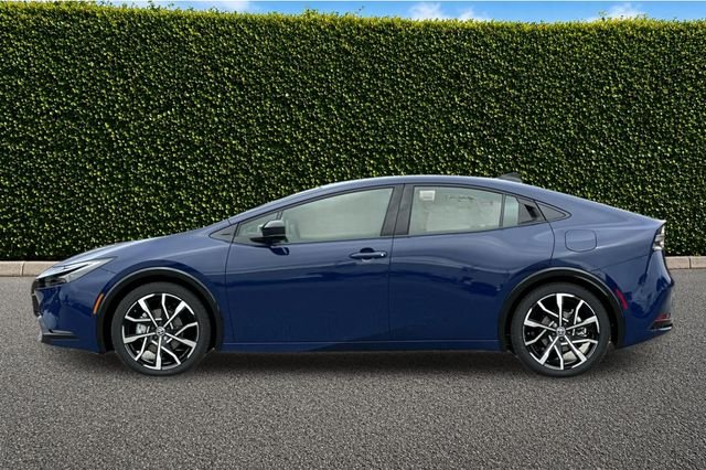 New 2026 Reservoir Blue Toyota XSE image 7