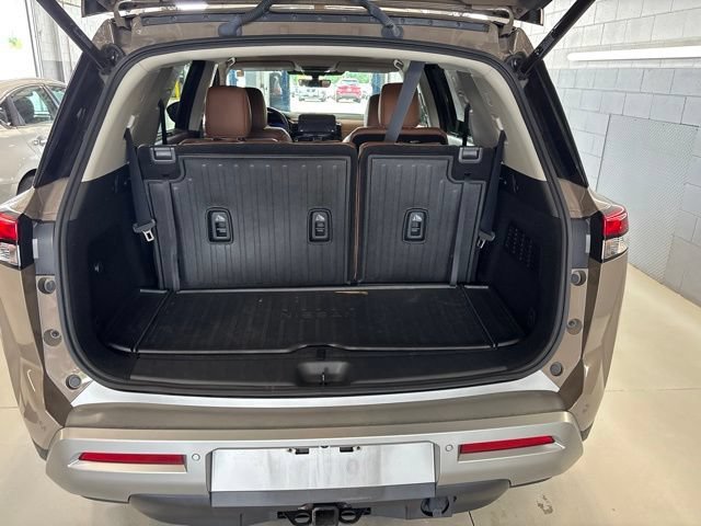 Certified Used 2023 Baja Storm Nissan Platinum image 9