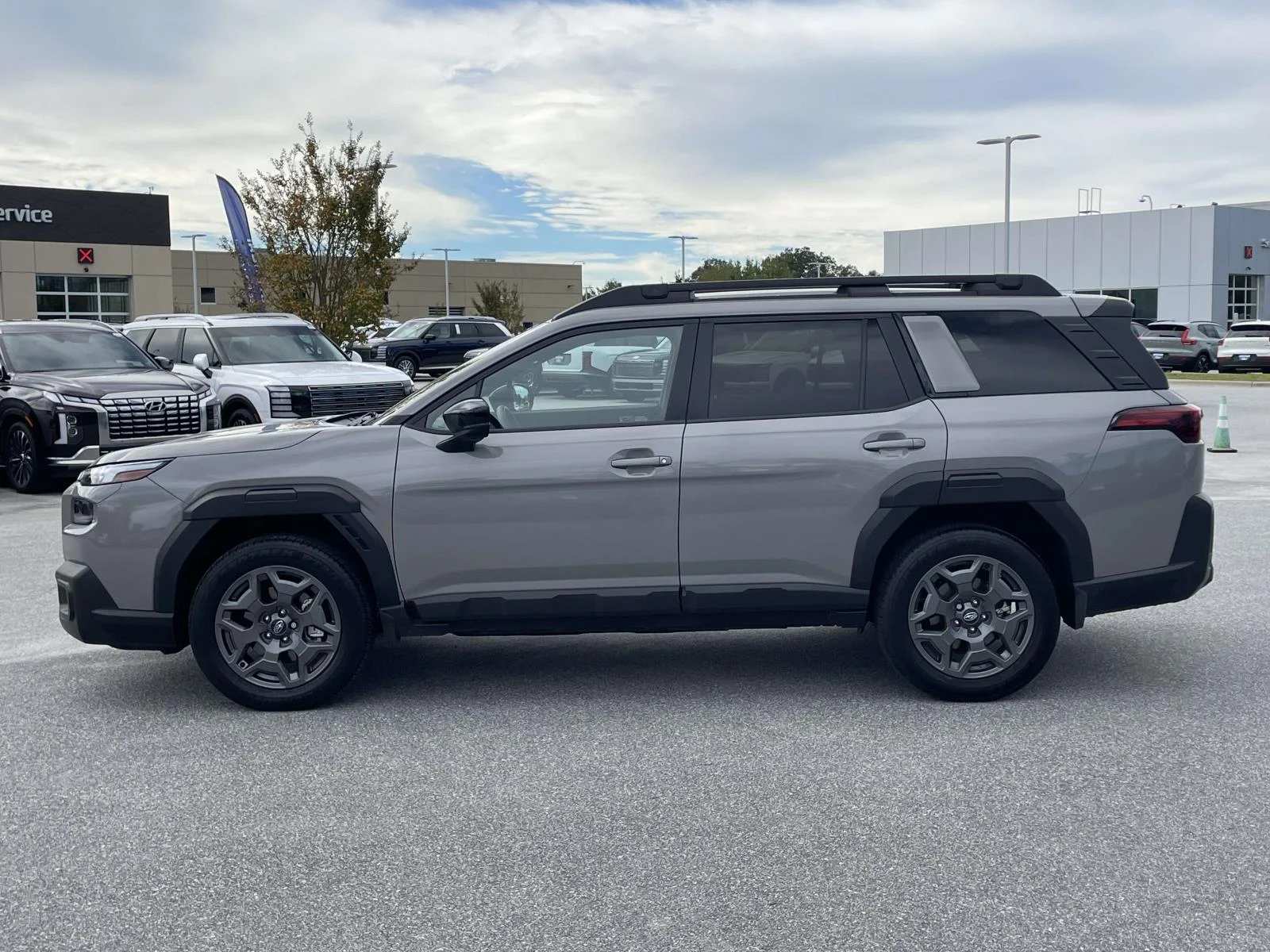 Certified Used 2026 River Rock Pearl Subaru Premium image 24