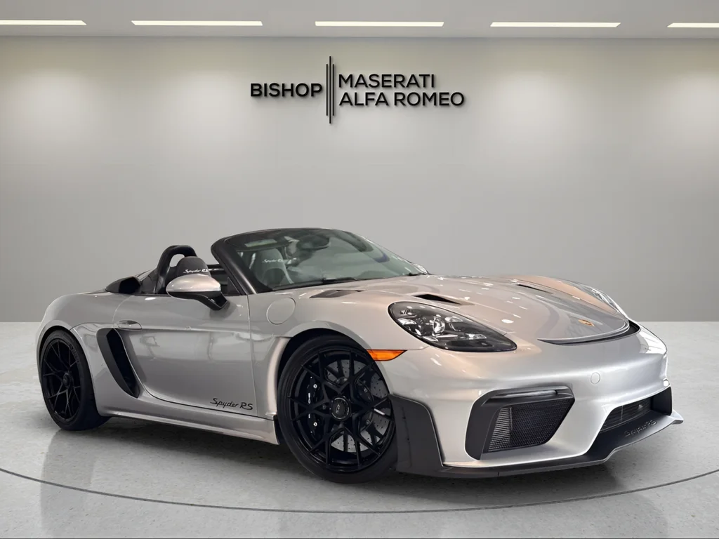 2025 Porsche 718 Spyder RS's photo