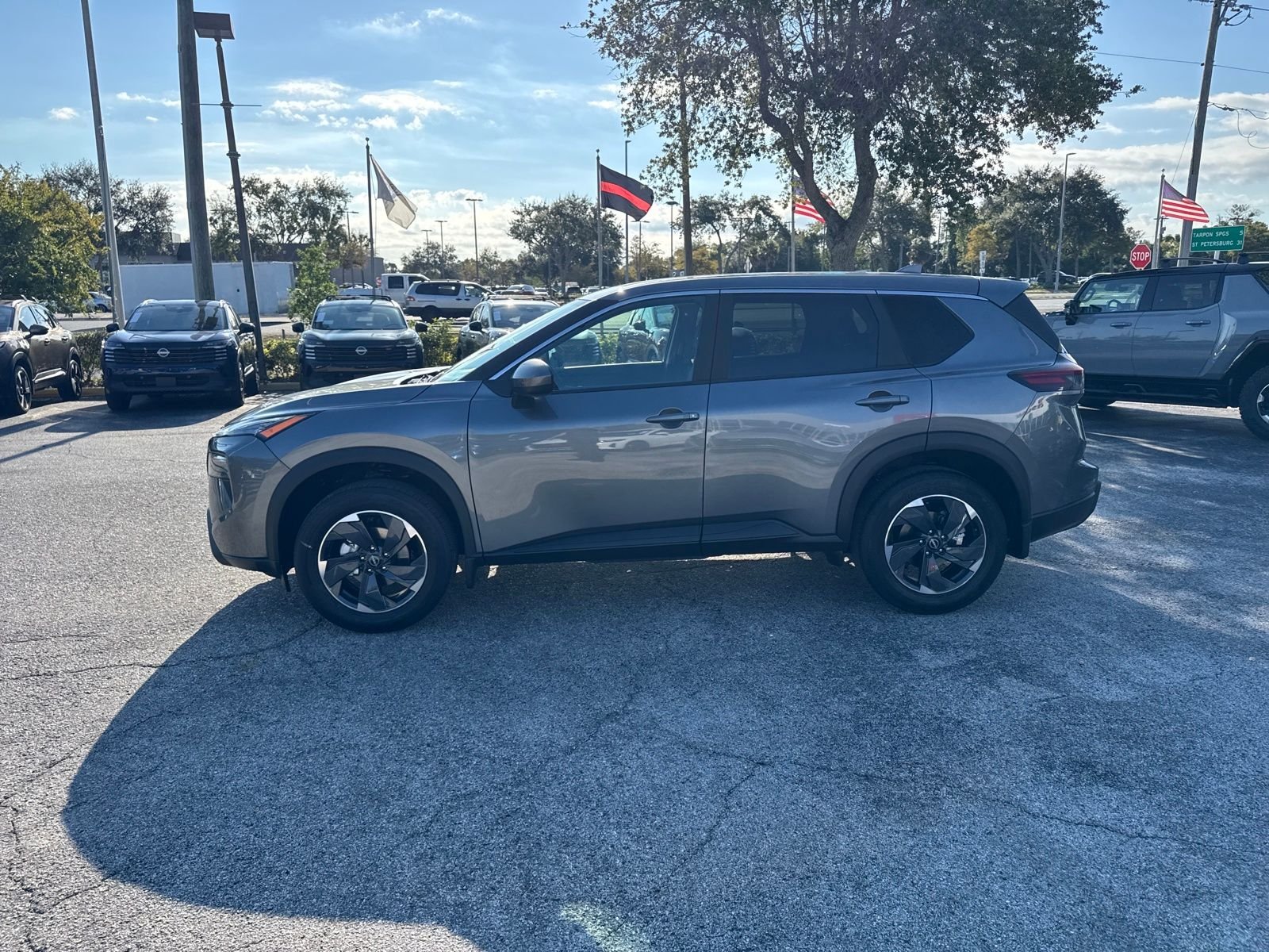 New 2026 Nissan Rogue SV 4D Sport Utility