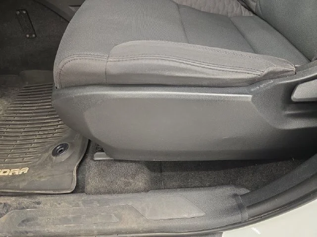 Used 2024 Ice Toyota SR5 image 36