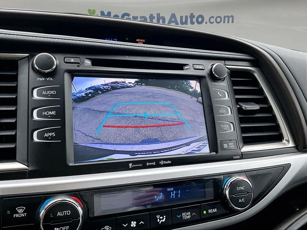 Used 2019 Gray Toyota XLE image 17