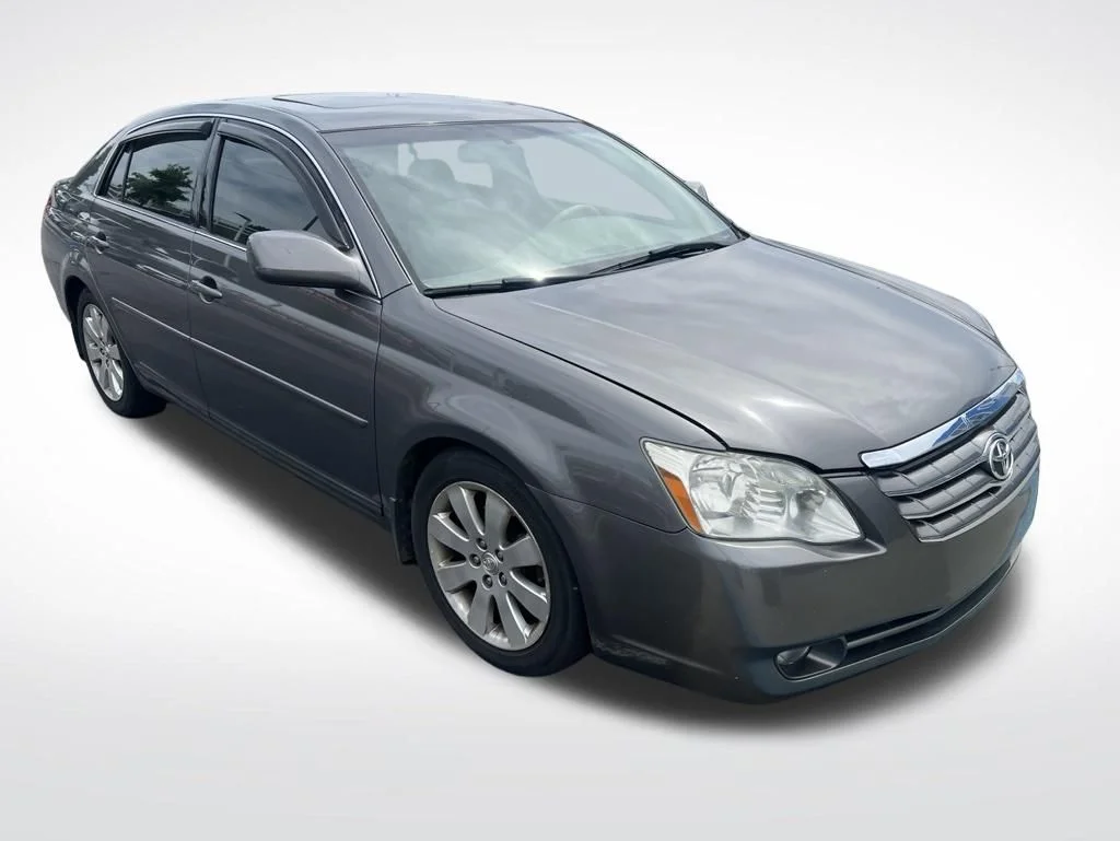 2007 Toyota Avalon XL's photo