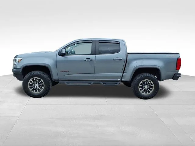 Certified Used 2018 Gray Chevrolet ZR2 image 4