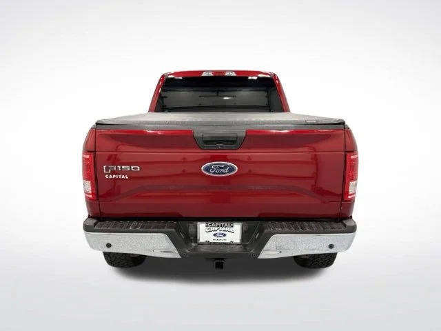 Used 2017 Red Ford XLT image 7