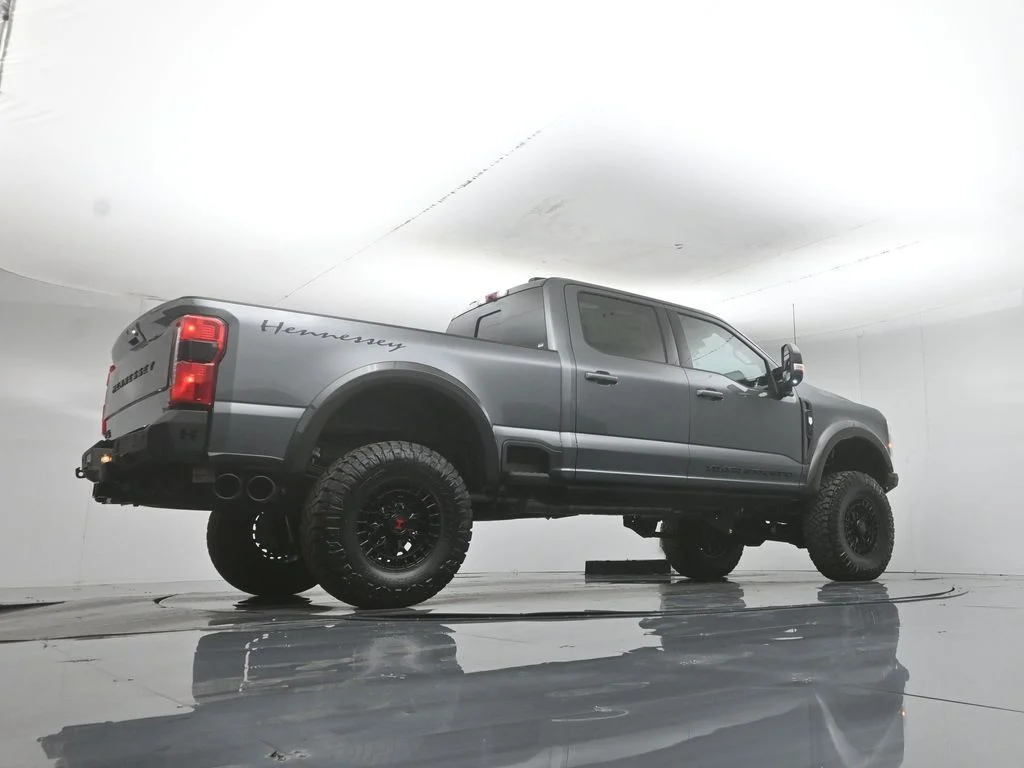 New 2026 Carbonized Gray Metallic Ford Lariat image 52