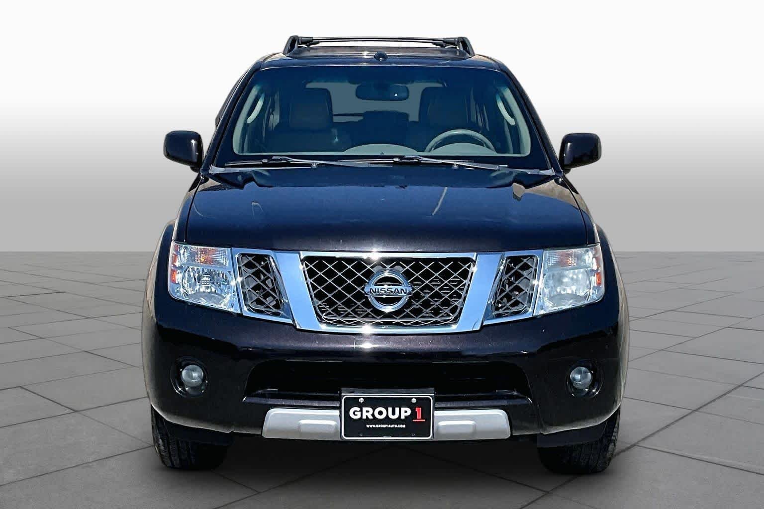 Pre-Owned 2012 Nissan Pathfinder LE