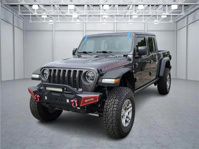 Used 2020 Black Jeep Rubicon 4x4 Crew Cab 5 ft. box image 1