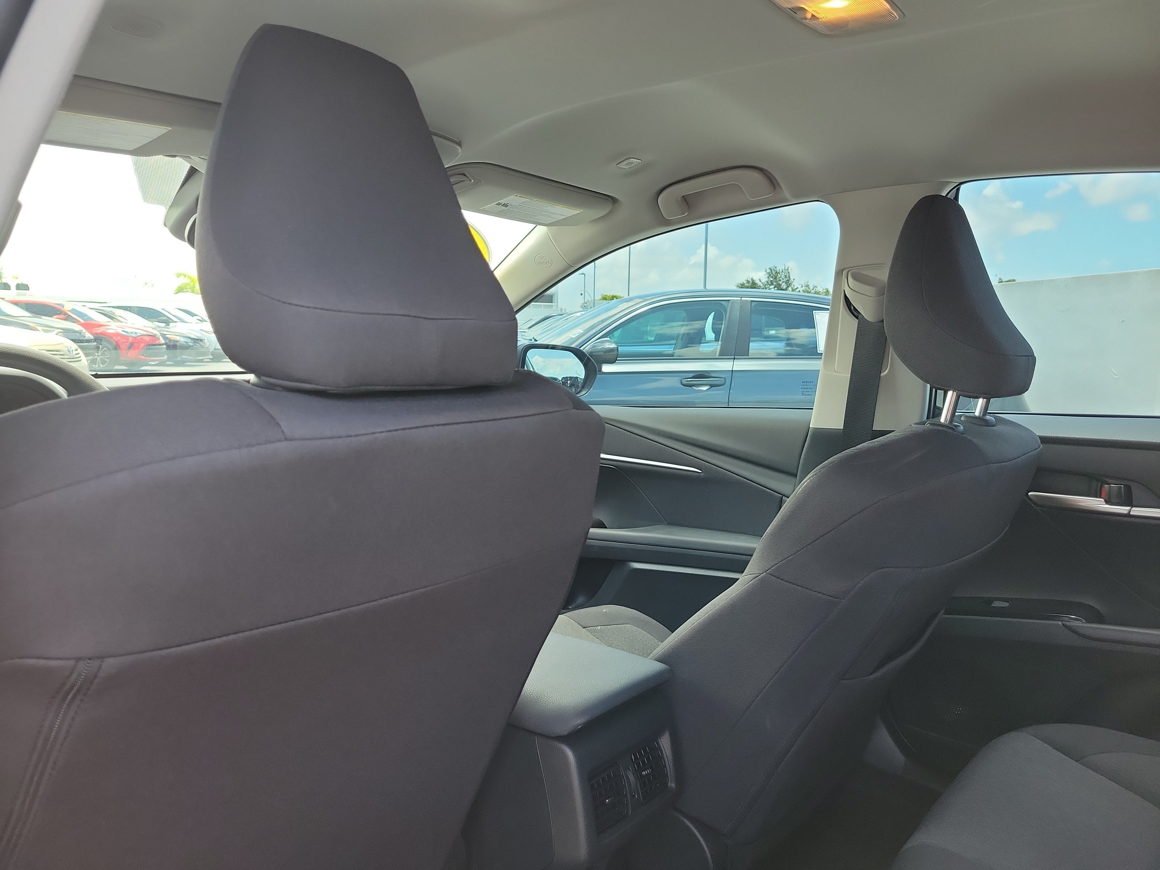 Used 2025 Underground Toyota LE image 14