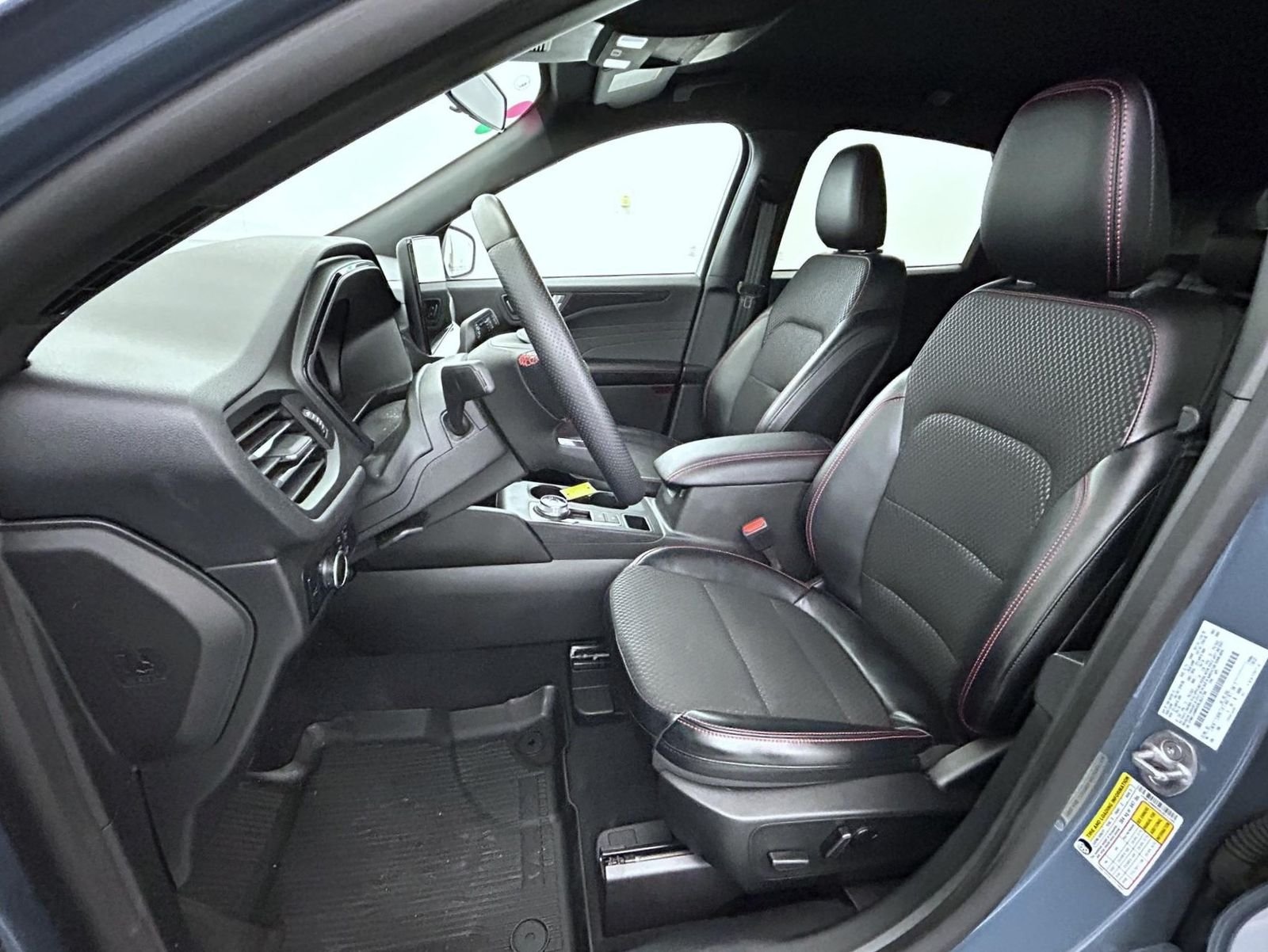 Used 2024 Vapor Blue Ford ST-Line image 10