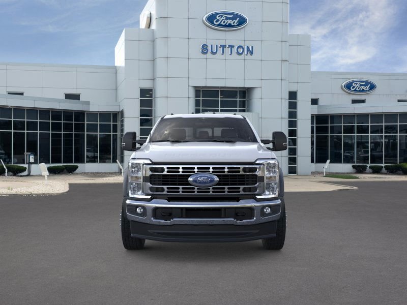 New 2026 Oxford White Ford F-550® XL image 24