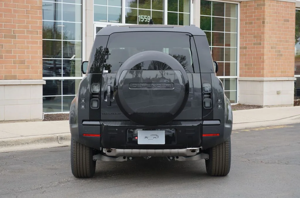Used 2026 Gray Land Rover S image 5