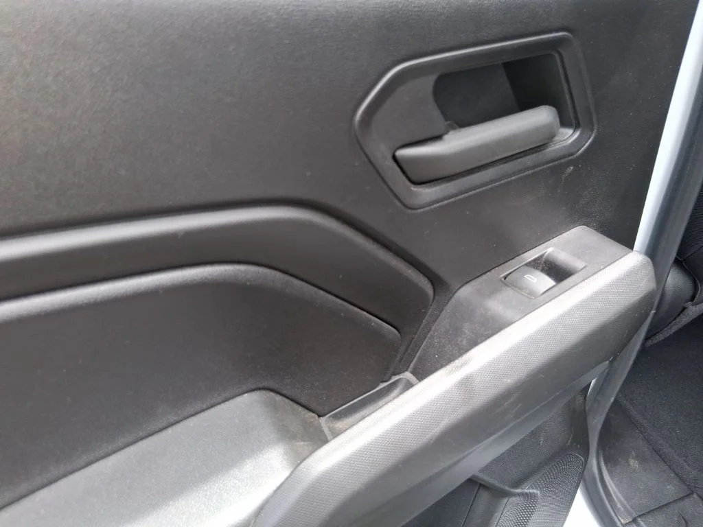 Used 2024 White Chevrolet Trail Boss image 9