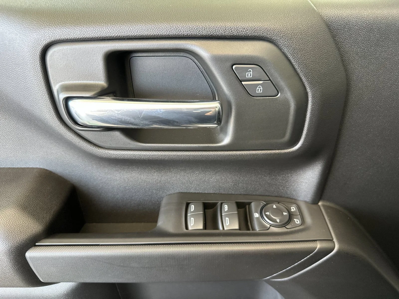 2026 Chevrolet Silverado 1500 Custom - Photo 11