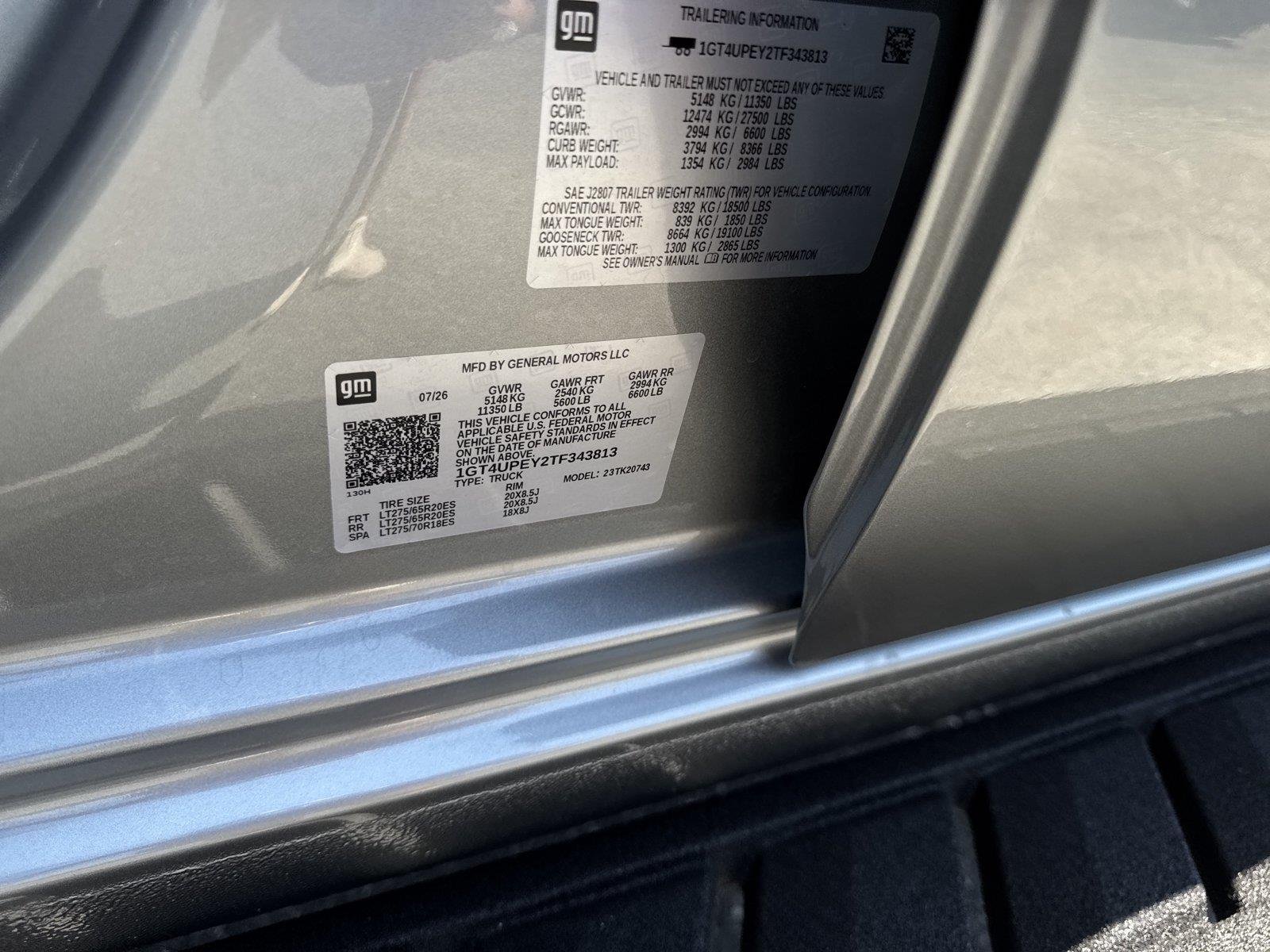New 2026 Sterling Metallic GMC AT4 image 41