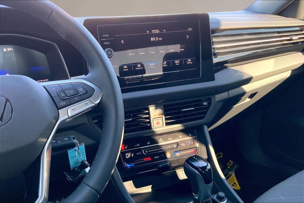 2026 Volkswagen Jetta Sport - Photo 6