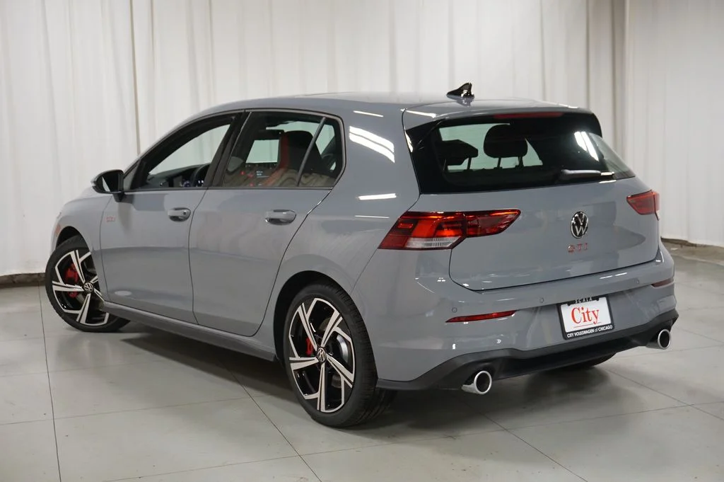 New 2026 Moonstone Gray Volkswagen SE image 8
