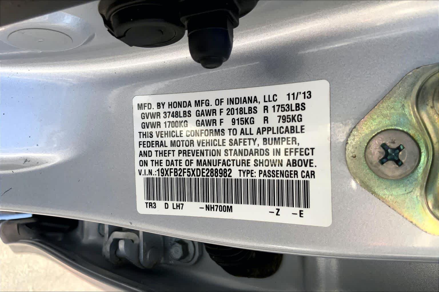 Used 2013 Alabaster Silver Metallic Honda LX image 35