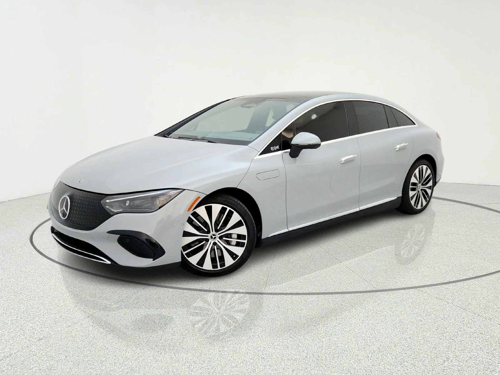 2023 Mercedes-Benz EQE EQE 350 4Matic's photo