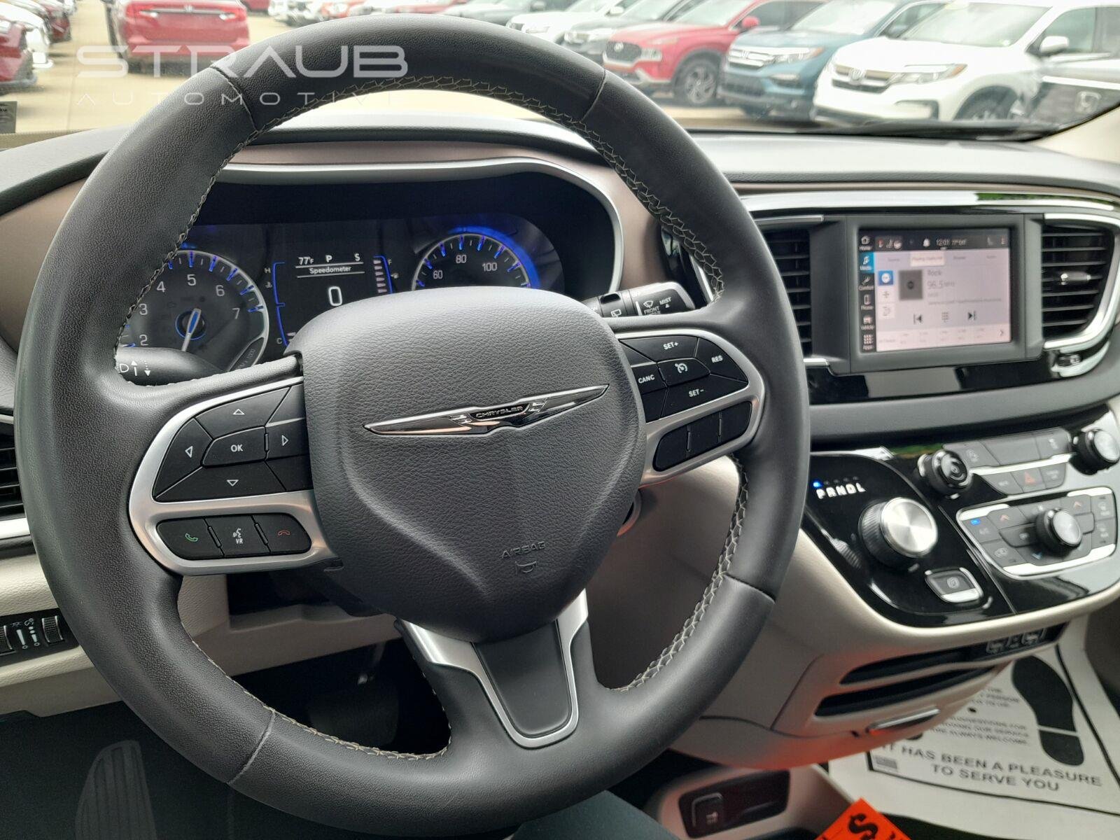Used 2023 Bright White Clearcoat Chrysler LX image 11