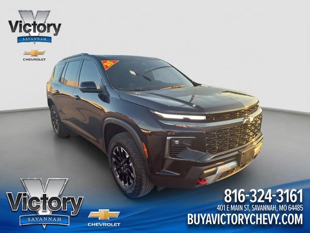 Used 2025 Mosaic Black Metallic Chevrolet Z71 image 1