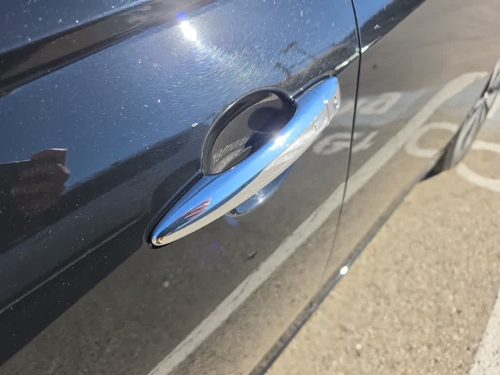 Used 2019 Super Black Nissan 2.5 SL image 3