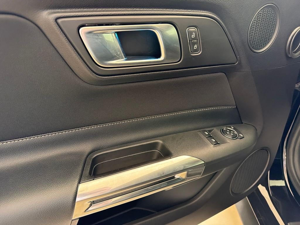 Used 2022 Black Ford Mach 1 image 12