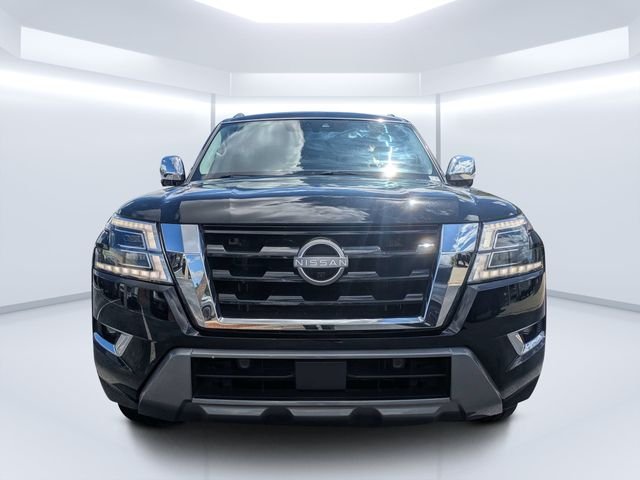 Used 2023 Black Nissan Platinum image 8