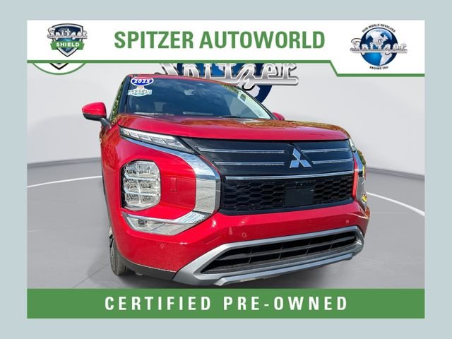 Used 2025  Mitsubishi SE image 1