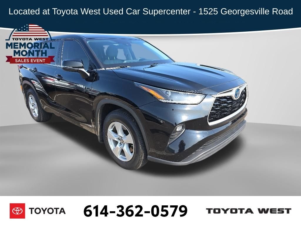 2021 Toyota Highlander LE Hybrid 4x4's photo