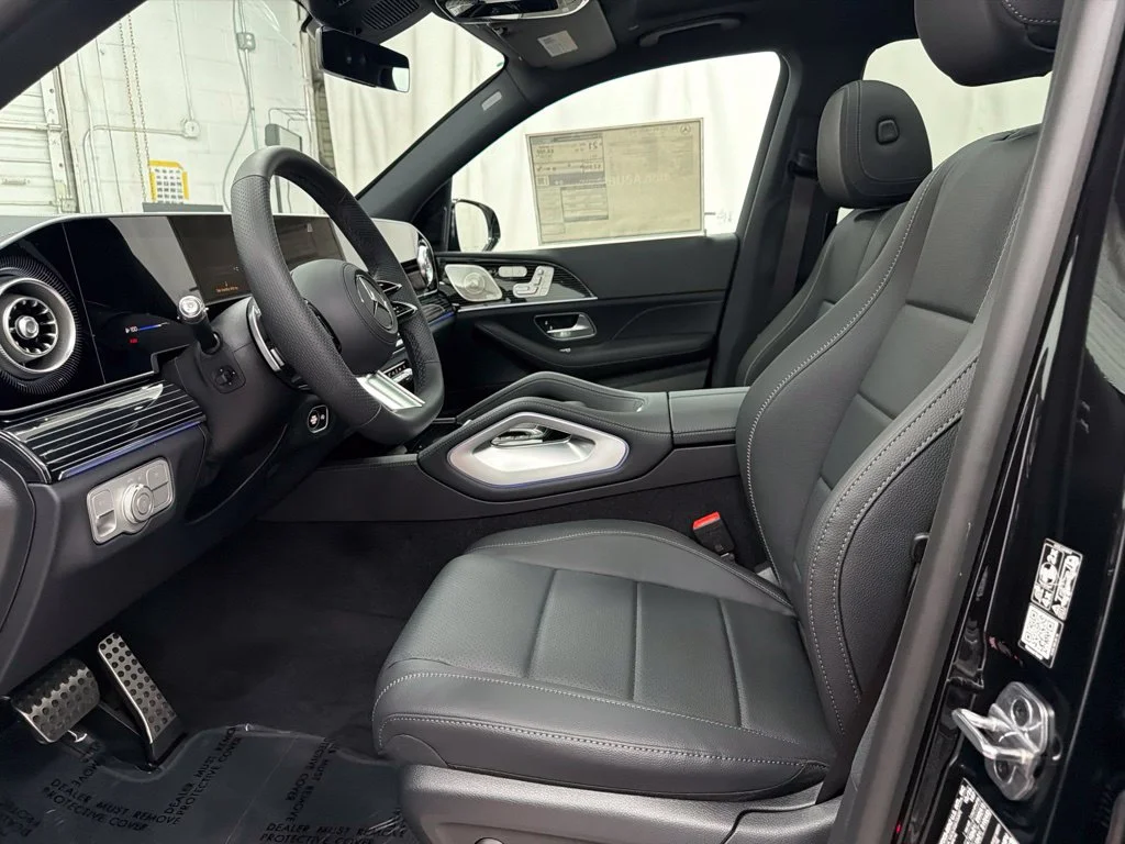 New 2027 Black Mercedes-Benz GLS 450 image 12