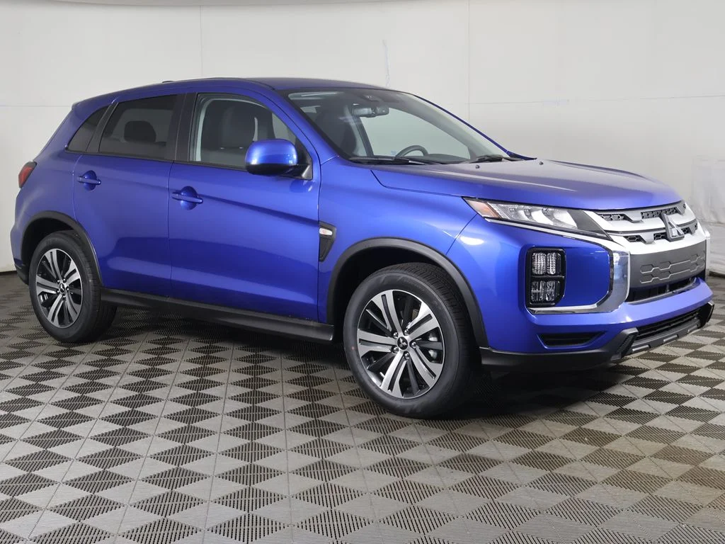 New 2026 Blue Mitsubishi 2.0 ES image 2