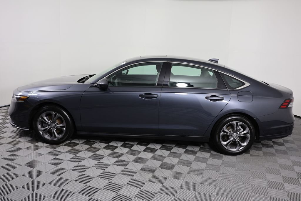 Used 2024  Honda EX image 5