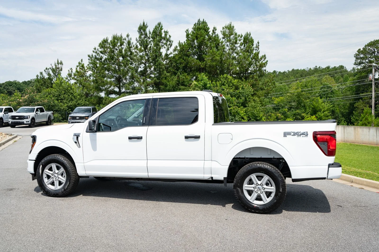 New 2026 White Ford XLT image 7