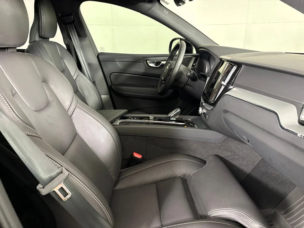 Used 2024 Black Volvo Ultimate image 13