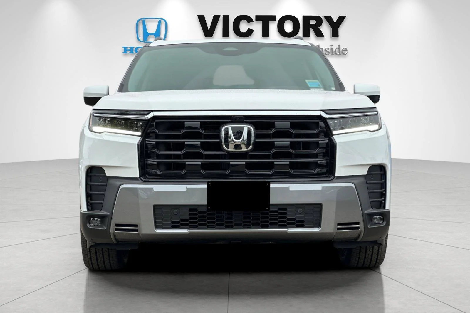 New 2026 Solar Silver Metallic Honda Touring image 8