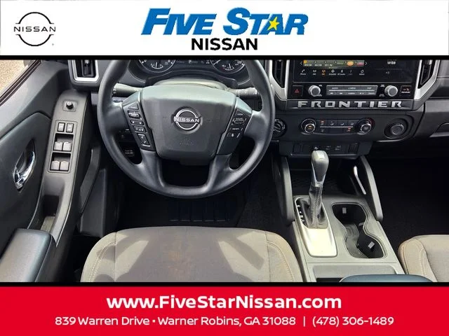 Used 2025 White Nissan SV image 7